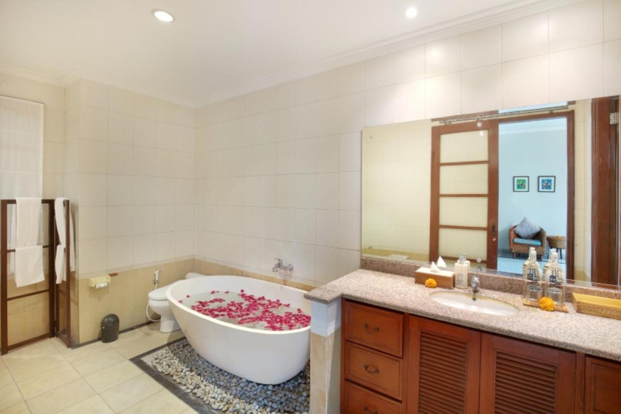 Kecapi Villa Seminyak By Ini Vie Hospitality Exteriér fotografie